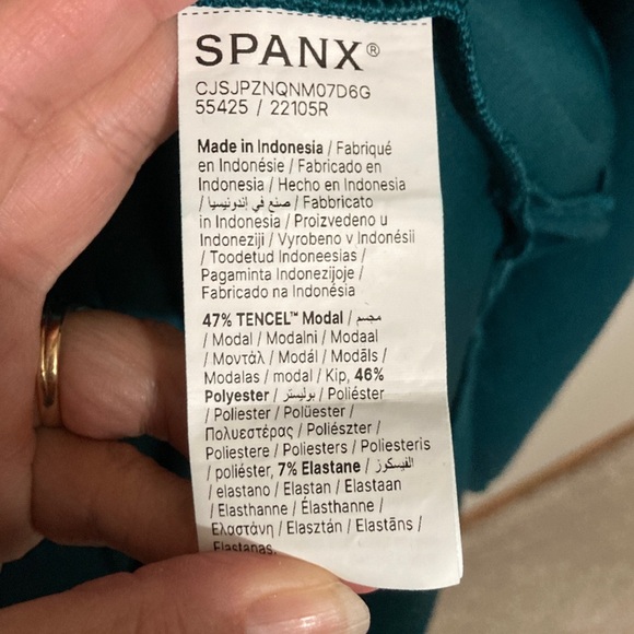 SPANX AirEssentials® Teal Green Crewneck Tunic, Size XL extra large - Picture 8 of 9